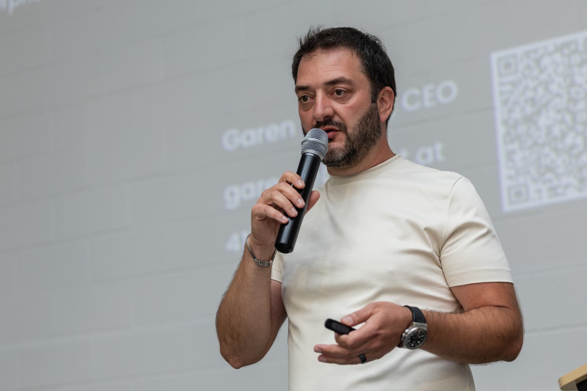Garen Azizian, CEO